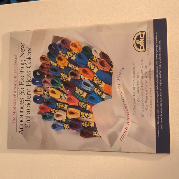 Just CrossStitch Magazine April 2000 - Picture 2 of 13